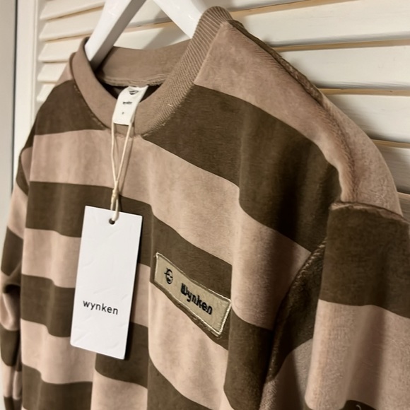 Wynken Velour Striped Sweatshirt Size 8Y New!!! - Picture 7 of 12